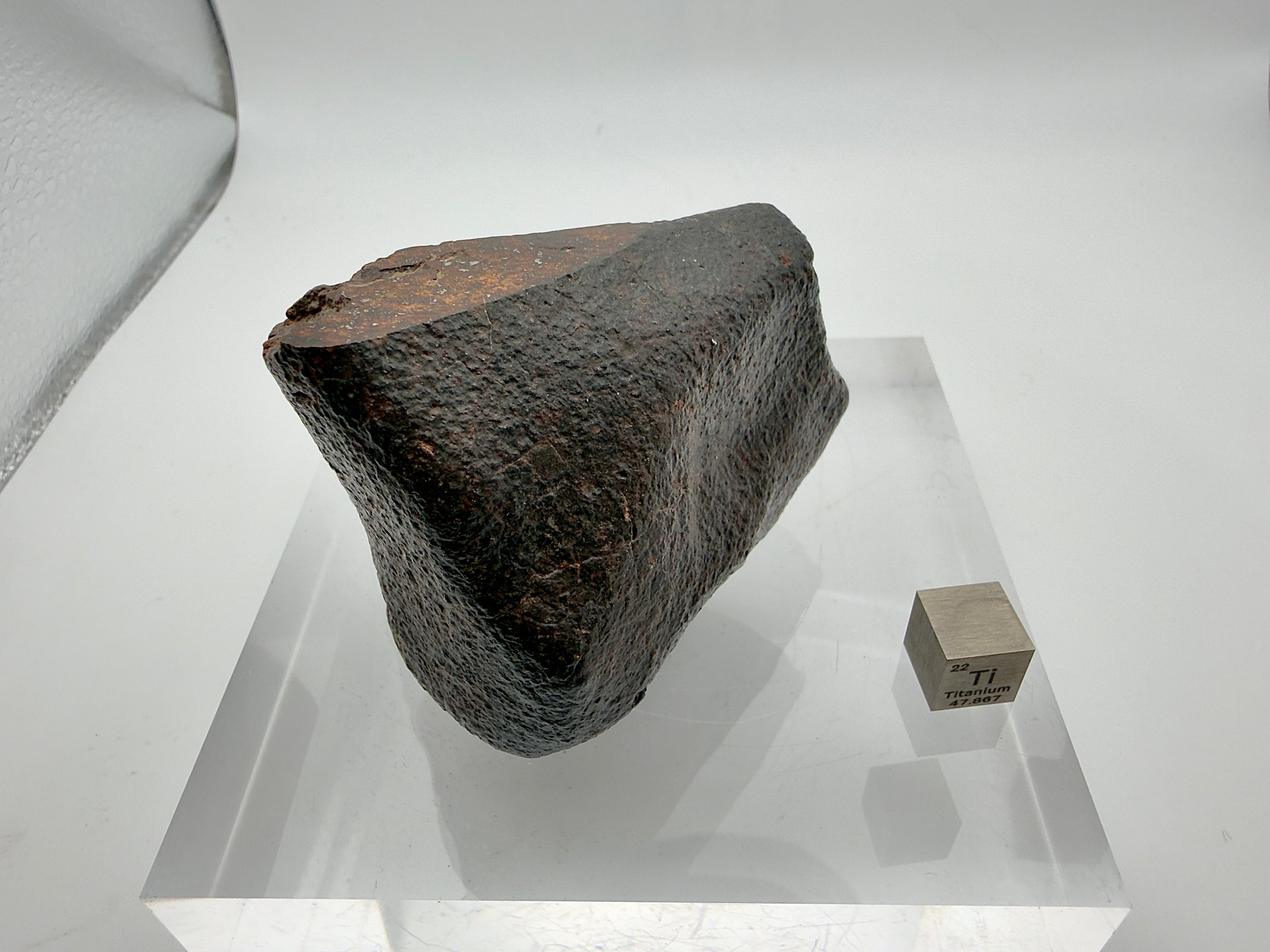 NWA XXX chondrite 313.16g -- chondrule population visible through polished viewing window under direct light