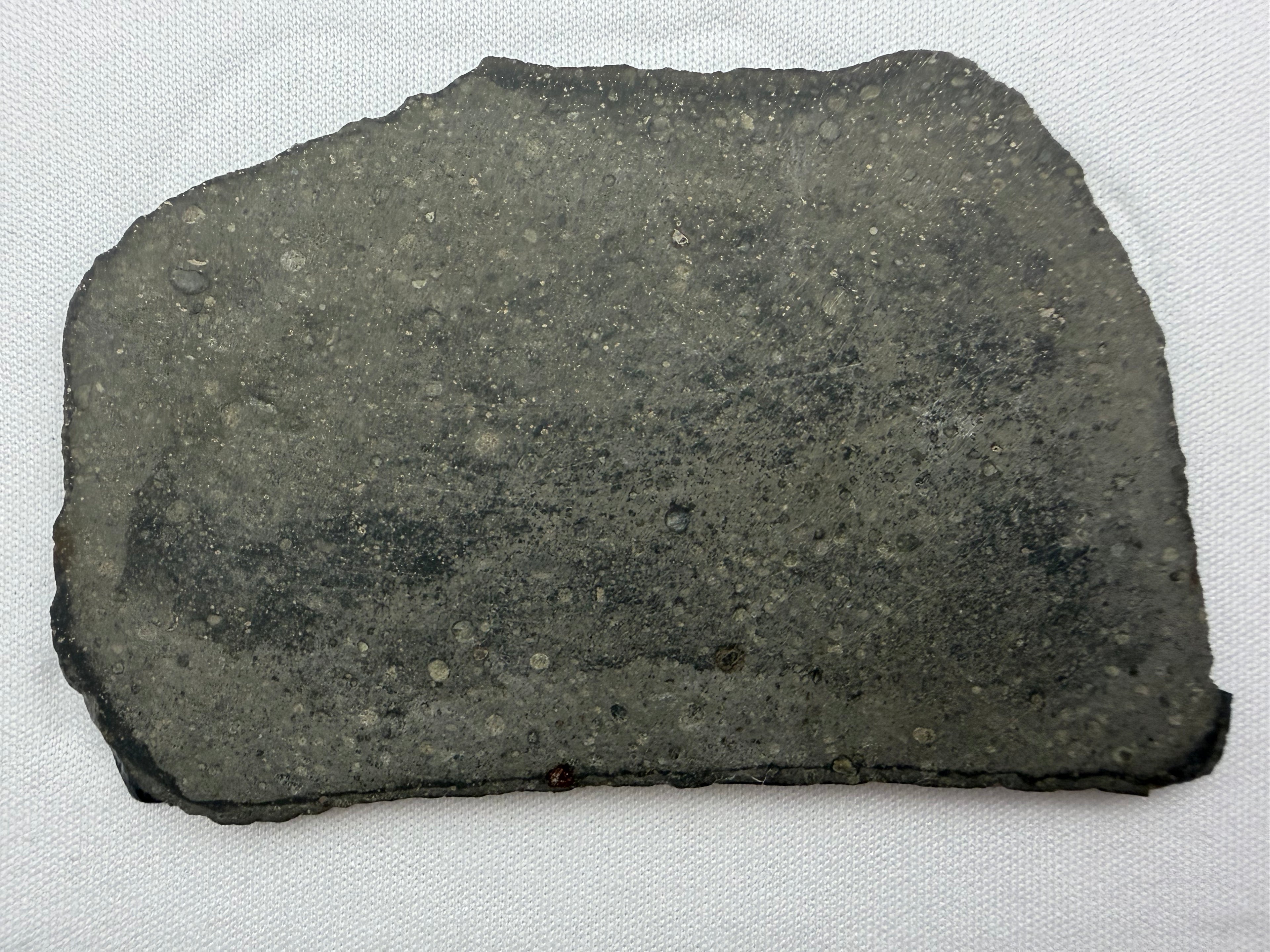 Sinawan 005 – Rumuruti (R5-6) Meteorite R-Chondrite with Dual Lithologies, 1 of 3 known, 22.16g