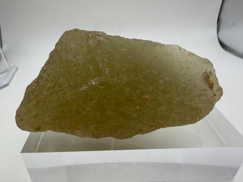 Libyan Desert Glass impactite 178.68g -- lechatelierite glass structure with characteristic golden hue from trace iron conten