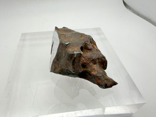 Gebel Kamil ungrouped ataxite meteorite individual 216.06g, polished window -- iron meteorite from Egyptian impact crater, Tr