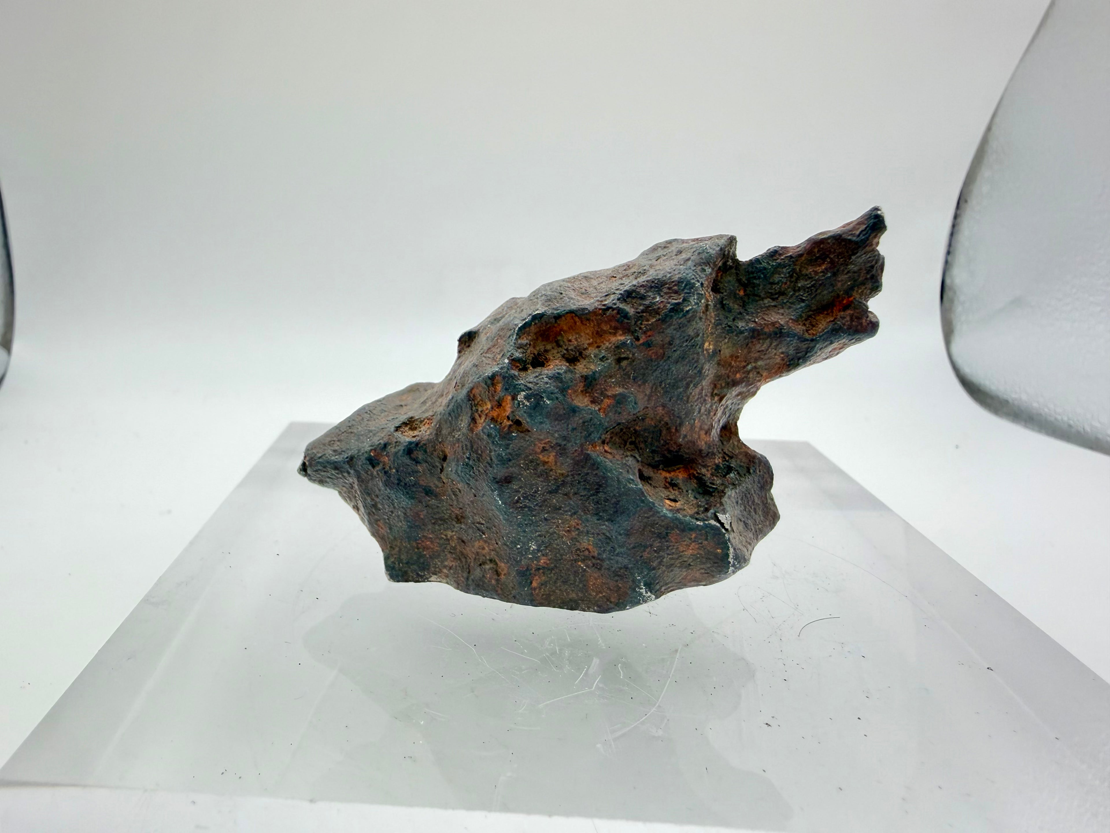 Gebel Kamil ungrouped iron 216.06g -- fine-grained ataxite structure visible in polished observation window