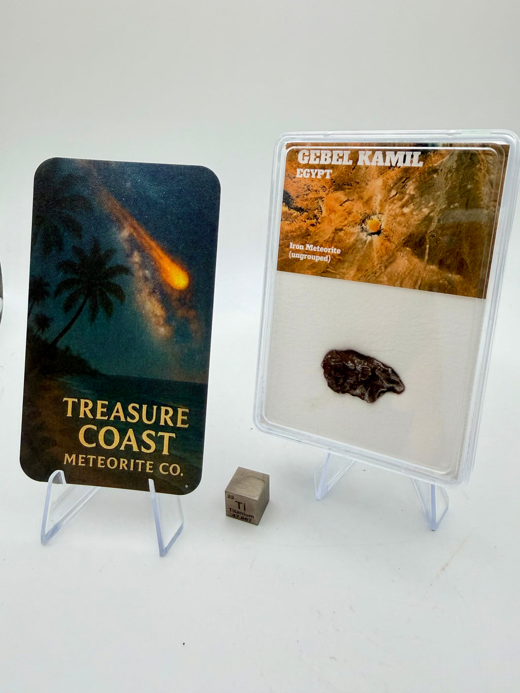 Gebel Kamil ungrouped ataxite iron meteorite individual 1.00g -- impact crater fragment from Egypt in acrylic display box, Tr