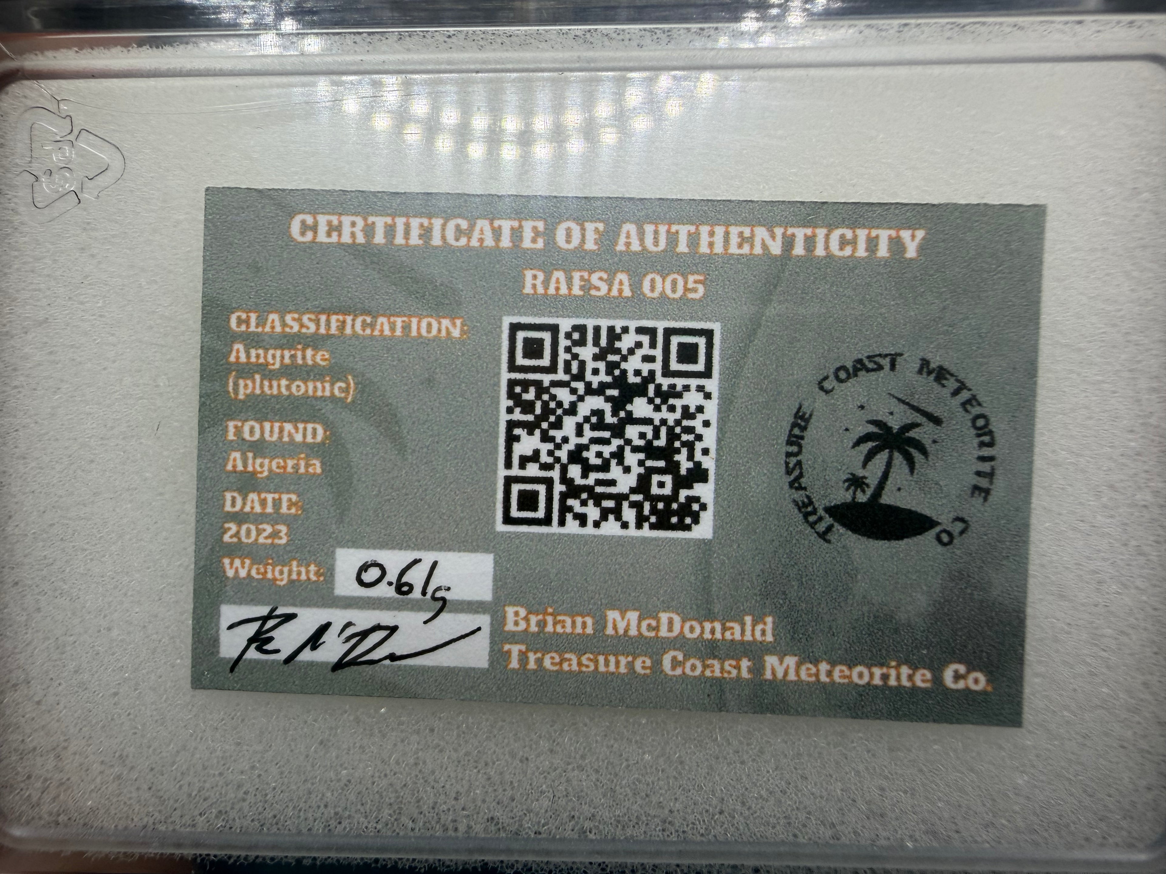 Certificate of Authenticity for a meteorite with a QR code and text details
