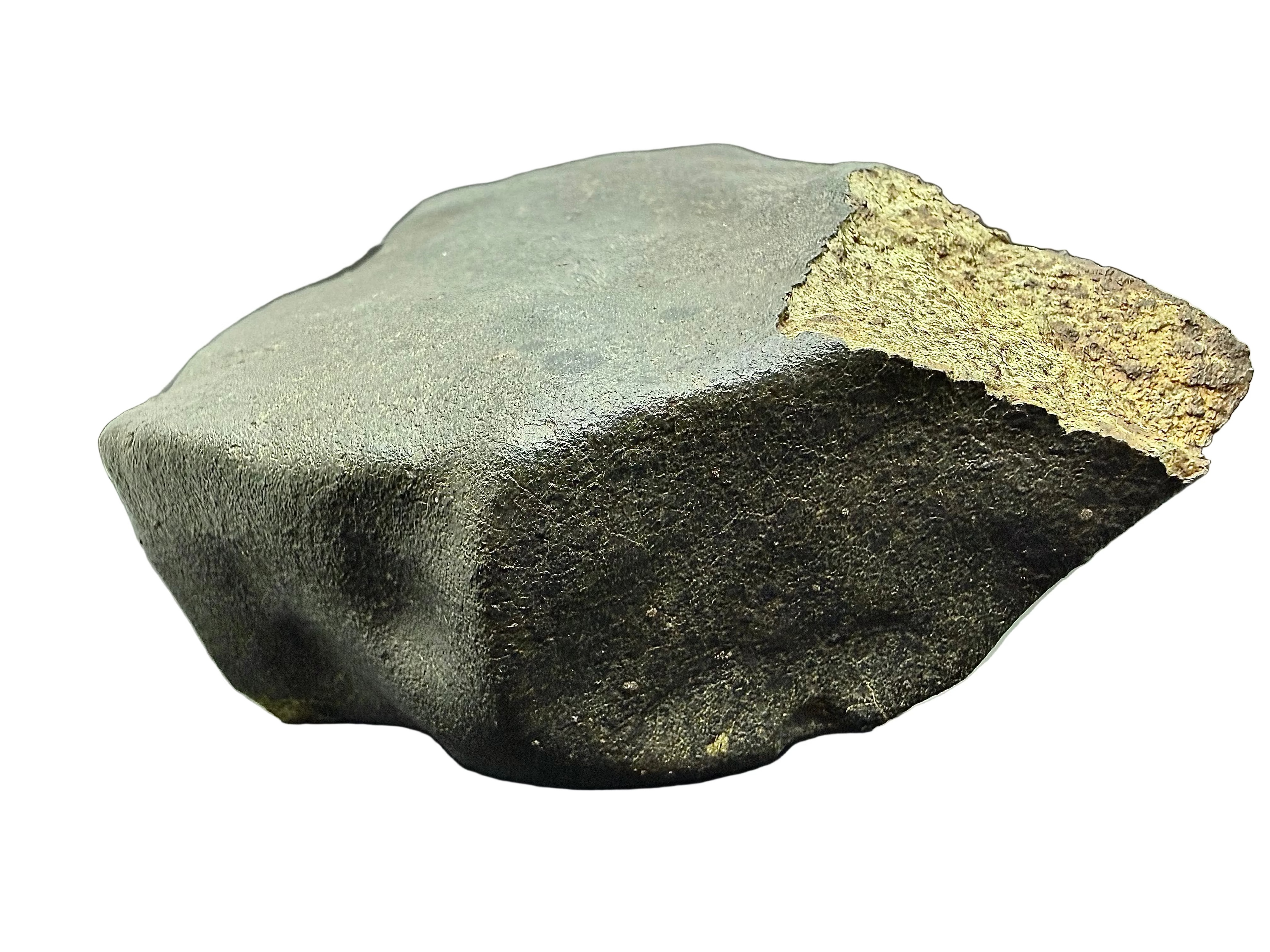 NWA XXX chondrite 1668.24g -- fusion crust texture and regmaglypt distribution across leading face