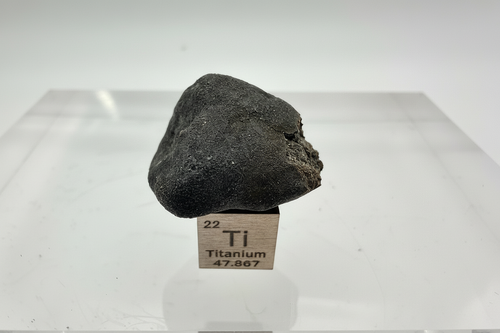 Ait Saoun EH3 enstatite chondrite meteorite individual 7.88g, complete fusion crust -- witnessed fall Morocco 2024, Treasure 