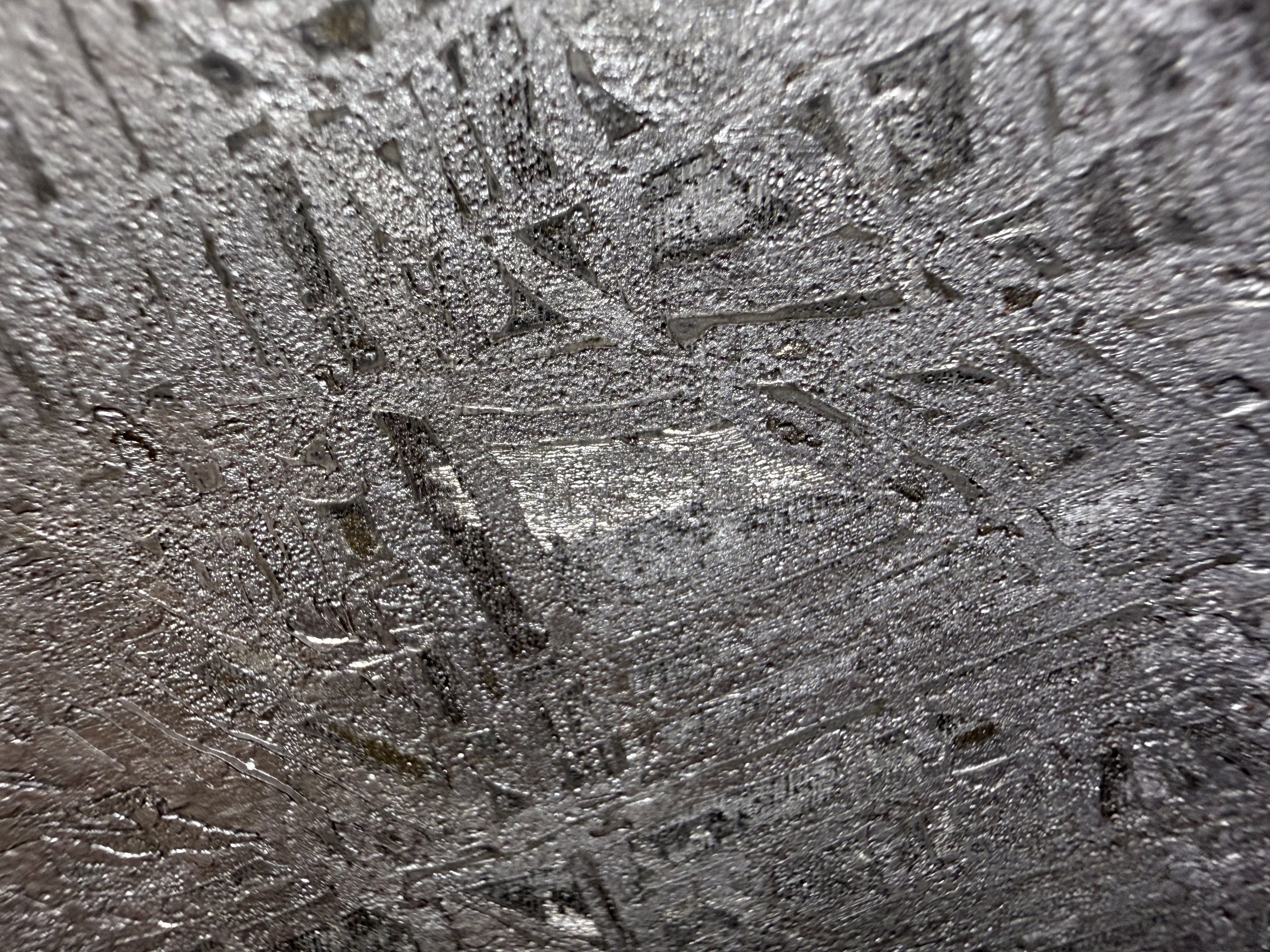 Etched face detail of the 186.60g Aletai iron meteorite slice