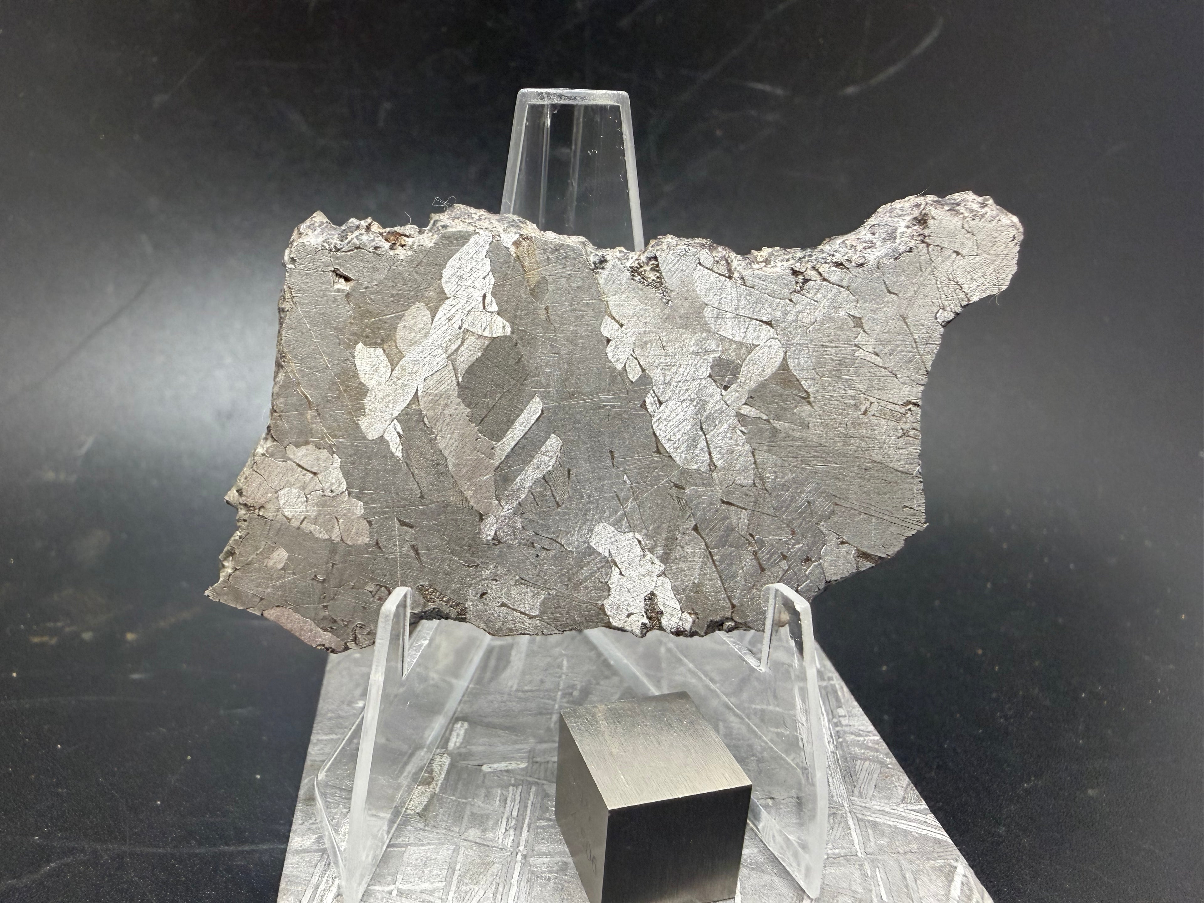 Kaalijärv IAB-MG iron meteorite slice 28.56g, reverse face showing Widmanstätten pattern and natural edge