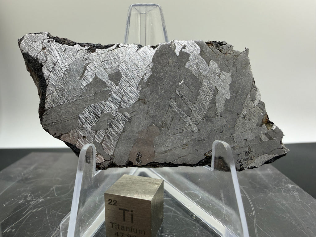 Kaalijärv iron meteorite slice 27.00g -- medium octahedrite structure with linear Neumann band features