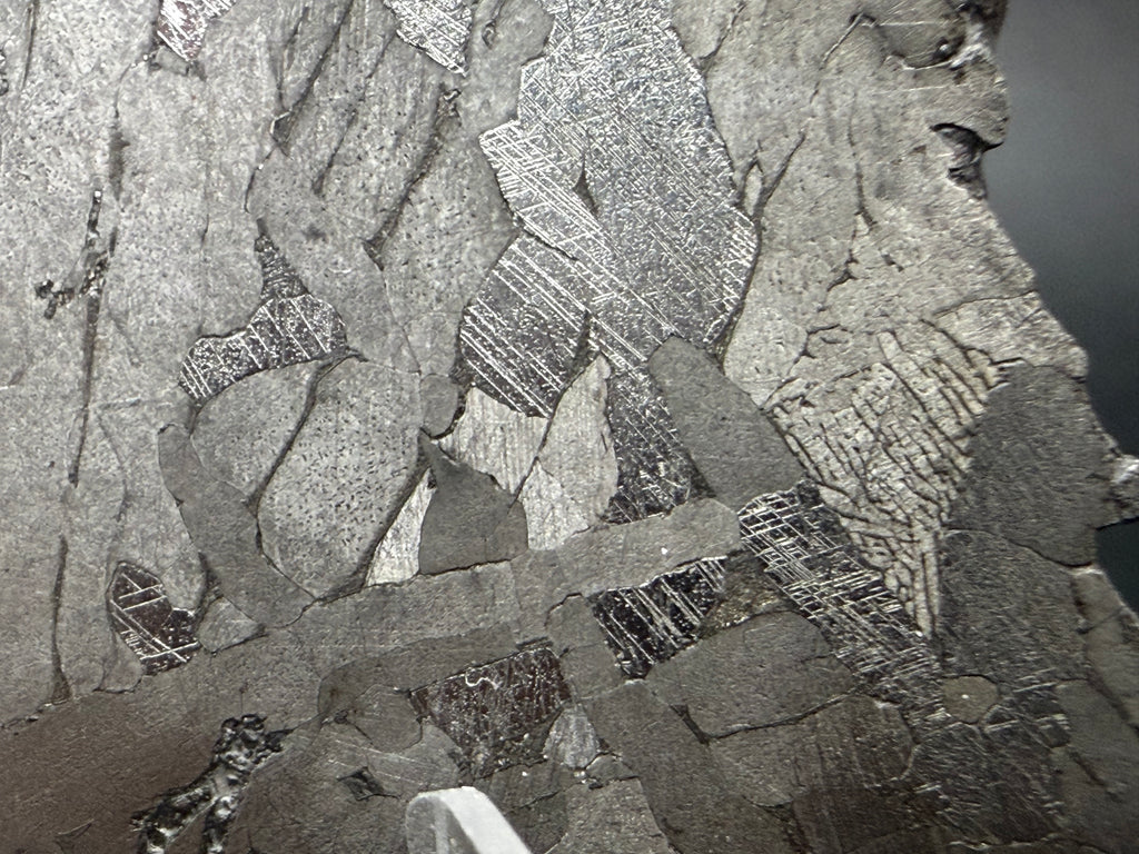 Macro detail of Widmanstätten pattern showing kamacite and taenite intergrowth in Kaalijärv iron meteorite