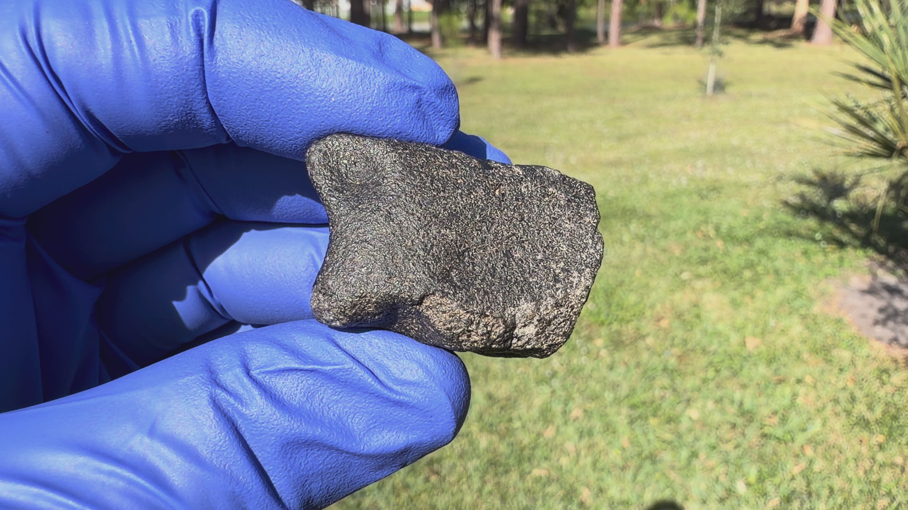 video in sunlight of all sides of Guemar 002 unbrecciated lunar mare basalt